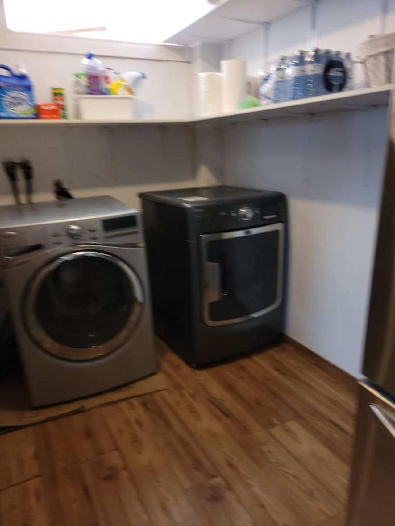 Holiday home Elegant 4-bedroom Family Calgary